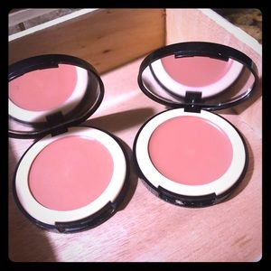DOLL 10 CREAM BALM BLUSHES- KISS ON THE CHIC (2)
